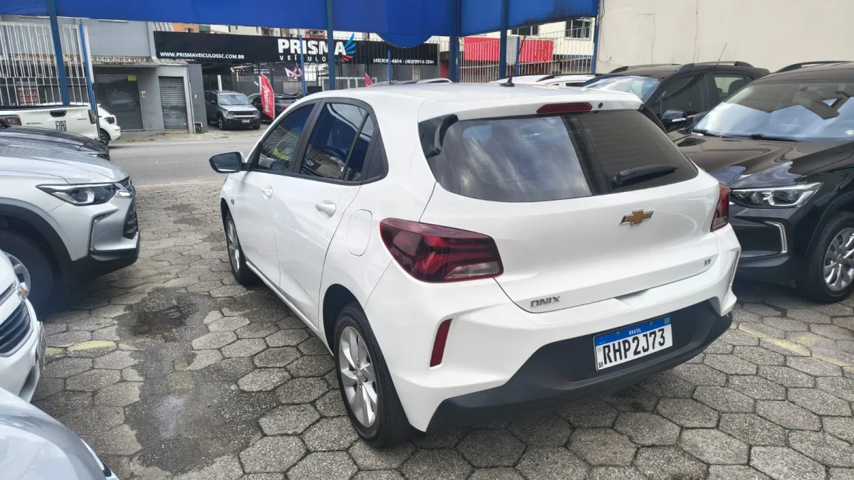 ONIX HATCH LT 1.0 12V FLEX 2022  - Imagem 3