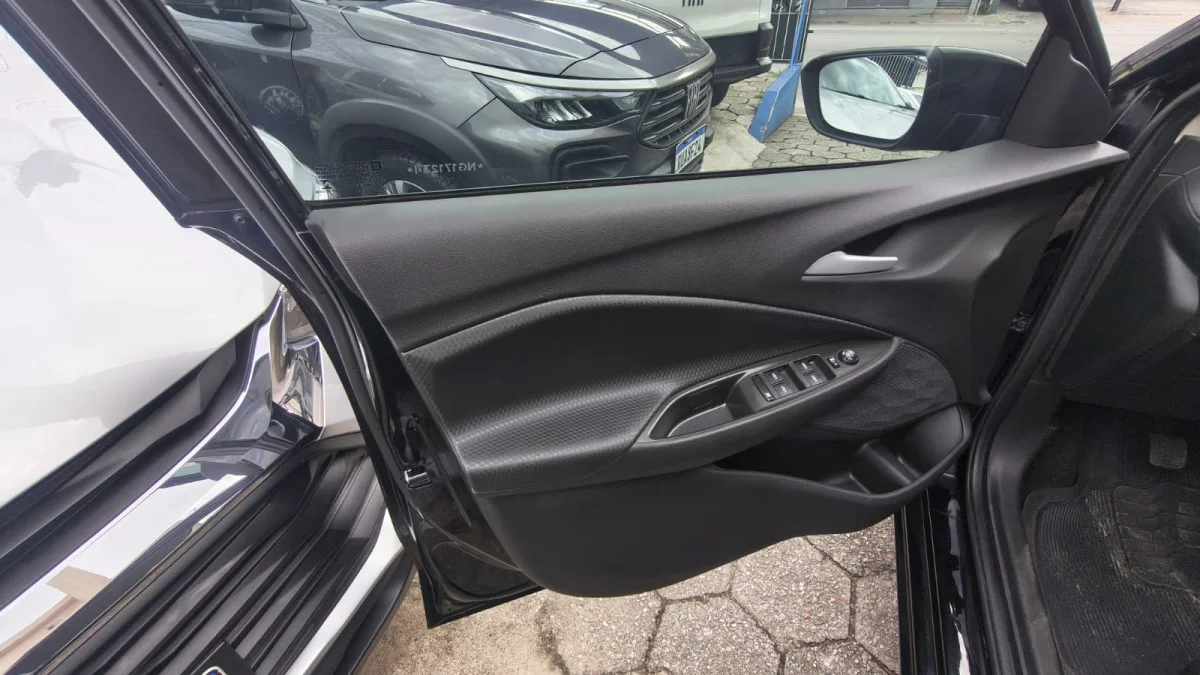 ONIX SEDAN PLUS 1.0 12V FLEX 2022  - Imagem 12