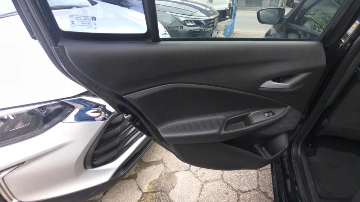 ONIX SEDAN PLUS 1.0 12V FLEX 2022  - Imagem 15