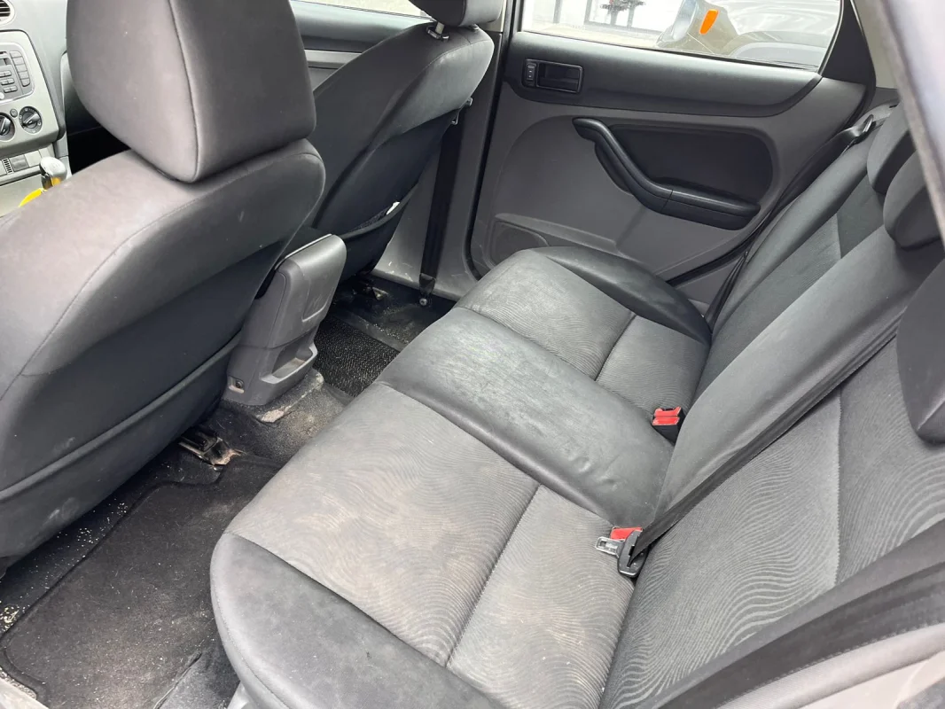 Focus 1.6 mec. Completo 2013 - Imagem 8