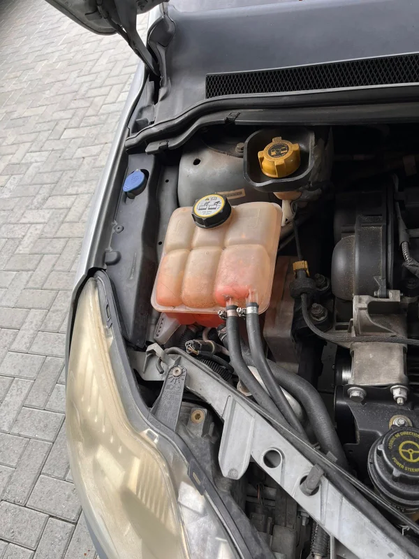 Focus 1.6 mec. Completo 2013 - Imagem 18