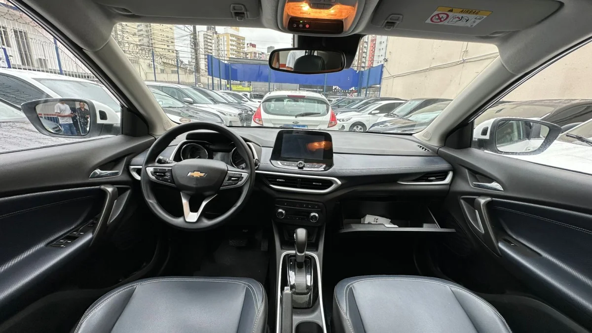 Tracker Premier 1.2 Turbo Aut com Teto solar 2024 - Imagem 12