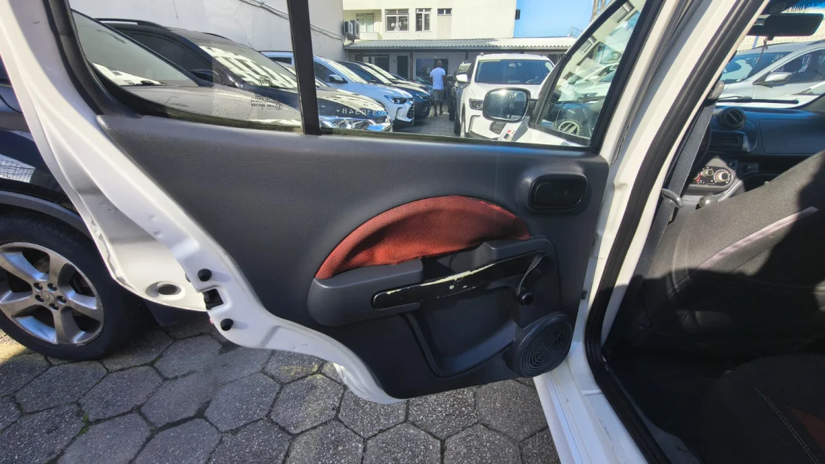 UNO SPORTING 1.4 2012 - Imagem 13