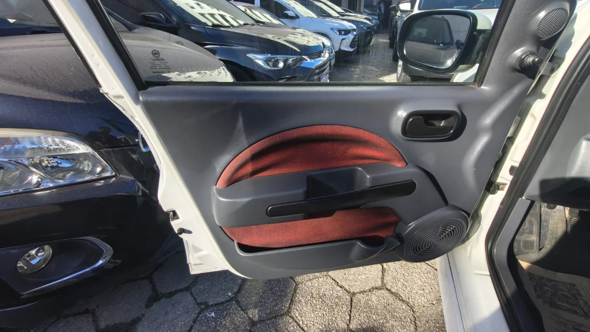 UNO SPORTING 1.4 2012 - Imagem 15