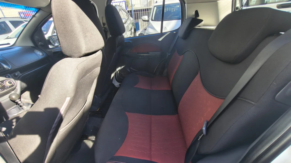 UNO SPORTING 1.4 2012 - Imagem 8