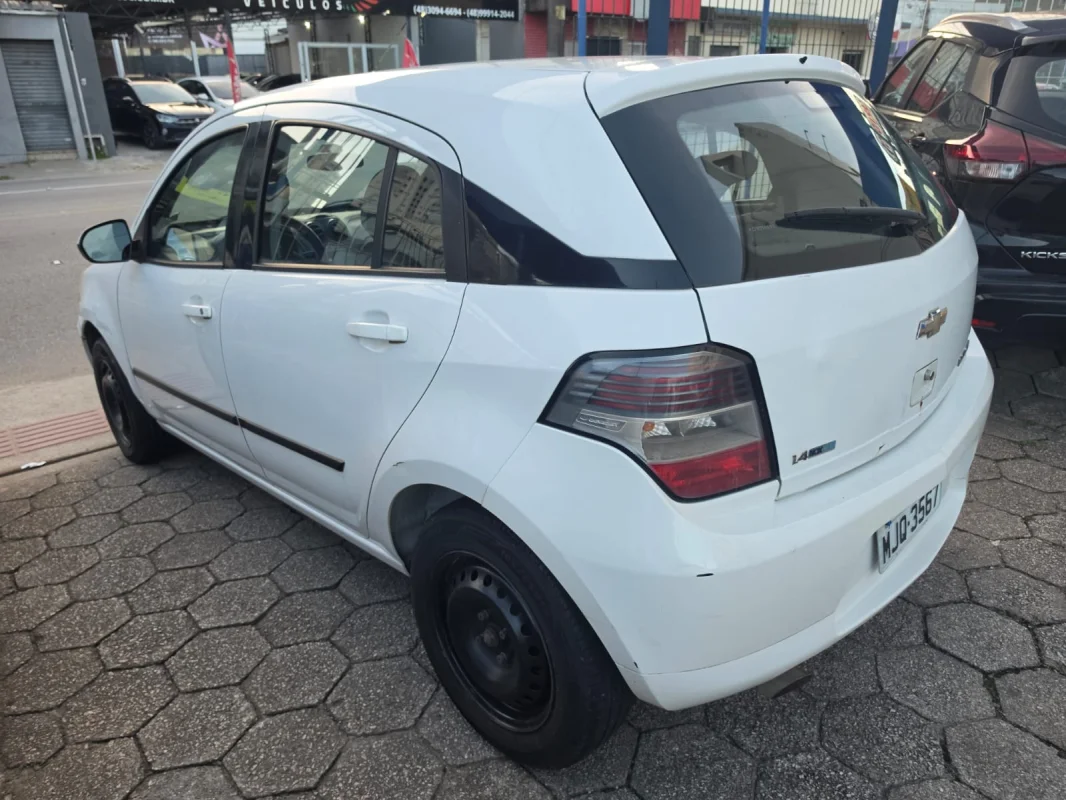 Agile LT 1.4 Mec GNV completo 2013 - Imagem 5