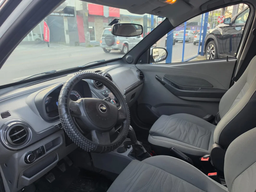 Agile LT 1.4 Mec GNV completo 2013 - Imagem 7