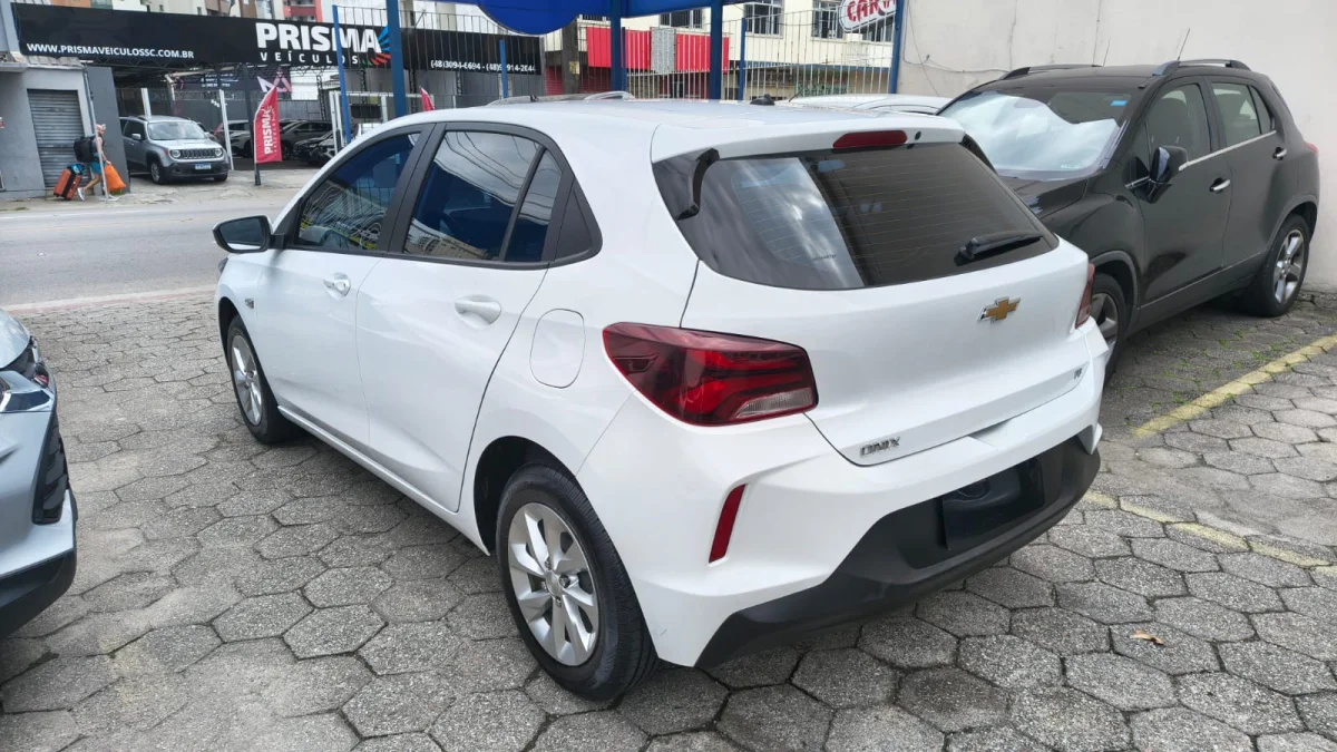 ONIX HATCH LT 1.0 12V FLEX 2022  - Imagem 5
