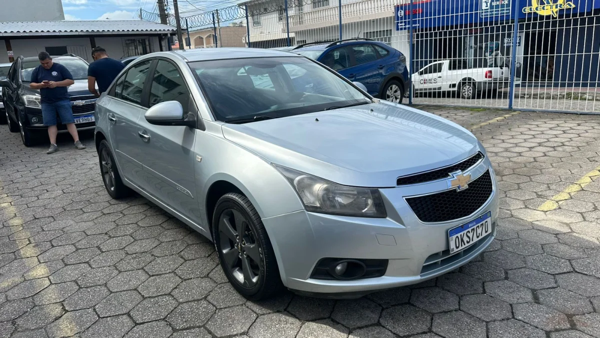 CRUZE LT 1.8 16V FlexPower 4p Automático 2013