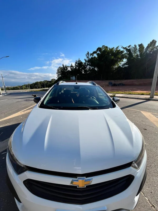 ONIX HATCH 2017 automático - Imagem 2