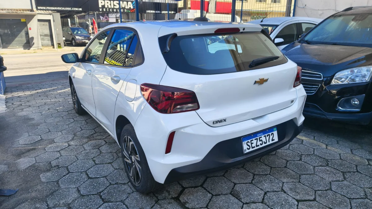 ONIX HATCH LT2 1.0 12V FLEX 2024  - Imagem 3