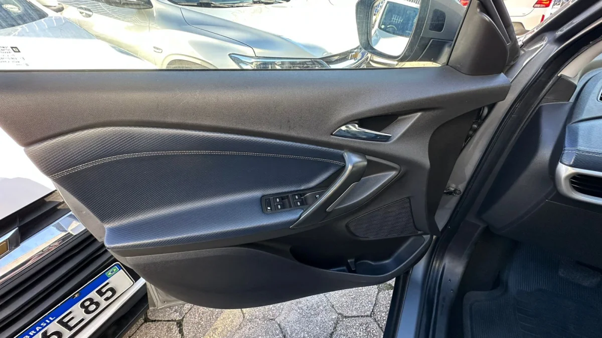 TRACKER Premier 1.0 Turbo 12V Flex Automático 2021 - Imagem 13