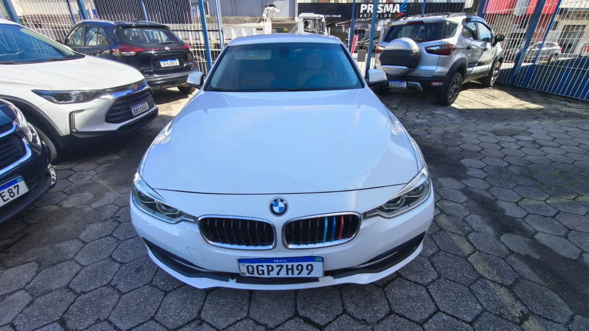 320i 2.0 TB SPORT 2017  - Imagem 2