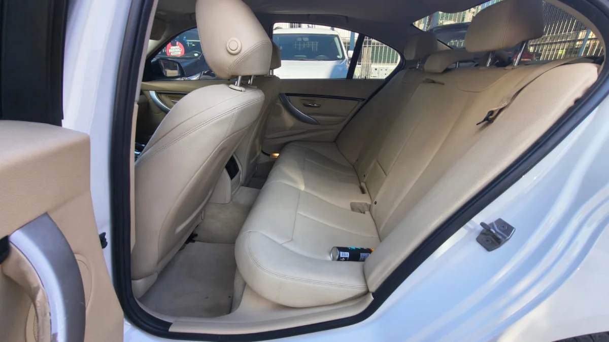 320i 2.0 TB SPORT 2017  - Imagem 8