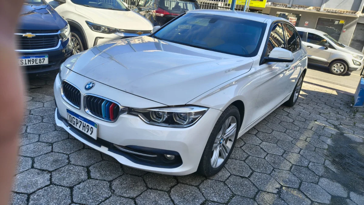 320i 2.0 TB SPORT 2017  - Imagem 4