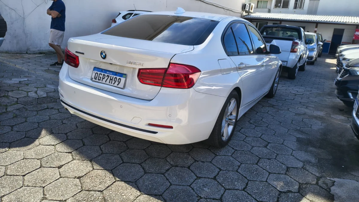 320i 2.0 TB SPORT 2017  - Imagem 5