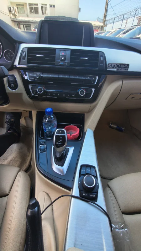320i 2.0 TB SPORT 2017  - Imagem 9