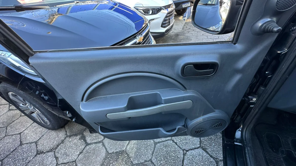 UNO VIVACE Celeb. 1.0 EVO F.Flex 8V 5p 2014 - Imagem 15
