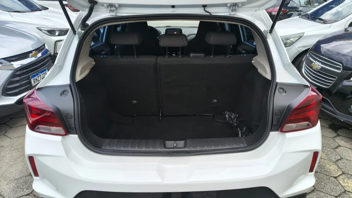 ONIX HATCH LT2 1.0 12V FLEX 2022 - Imagem 9