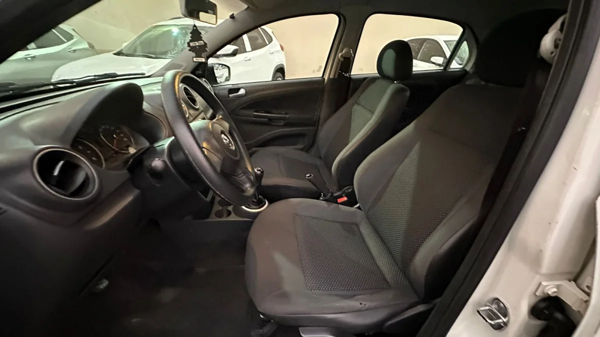 Gol (novo) 1.0 Mi Total Flex 8V 4p 2015 Flex - Imagem 10