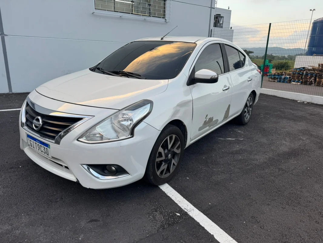 Versa SL 1.6 Automático 2017 - Imagem 3