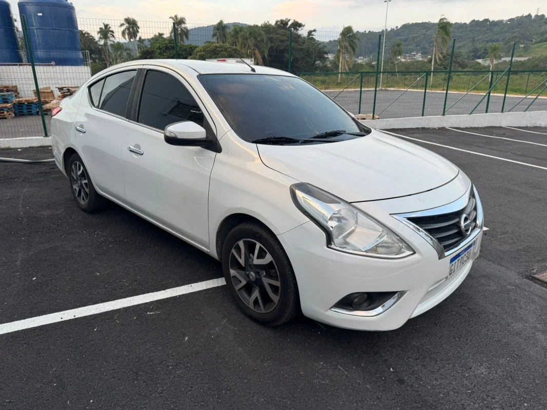 Versa SL 1.6 Automático 2017