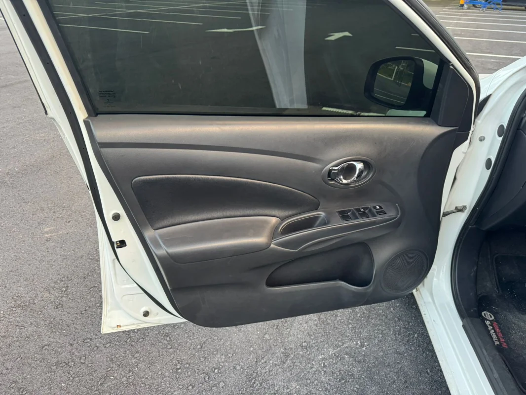 Versa SL 1.6 Automático 2017 - Imagem 7