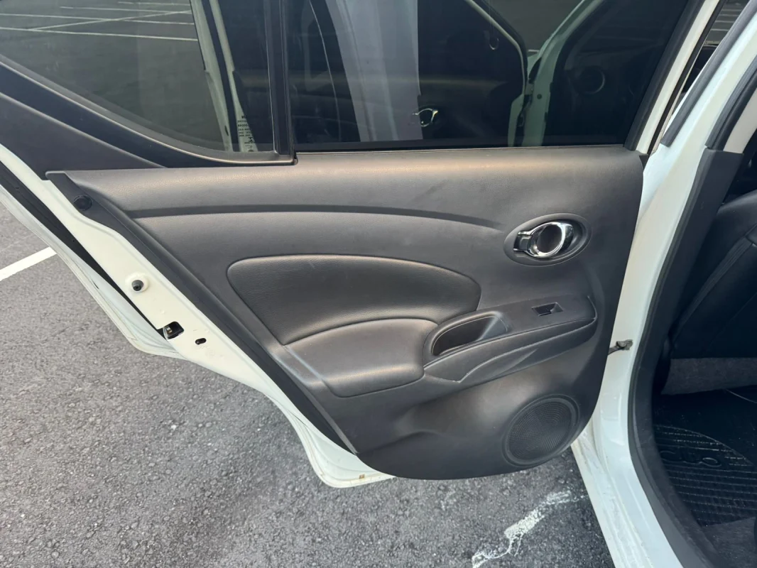 Versa SL 1.6 Automático 2017 - Imagem 8
