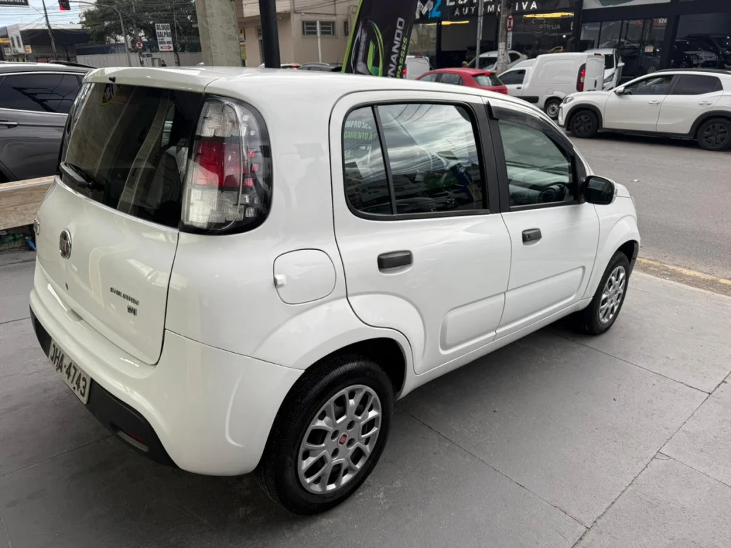 Uno evolution 1.4 completo manual 2015 - Imagem 3