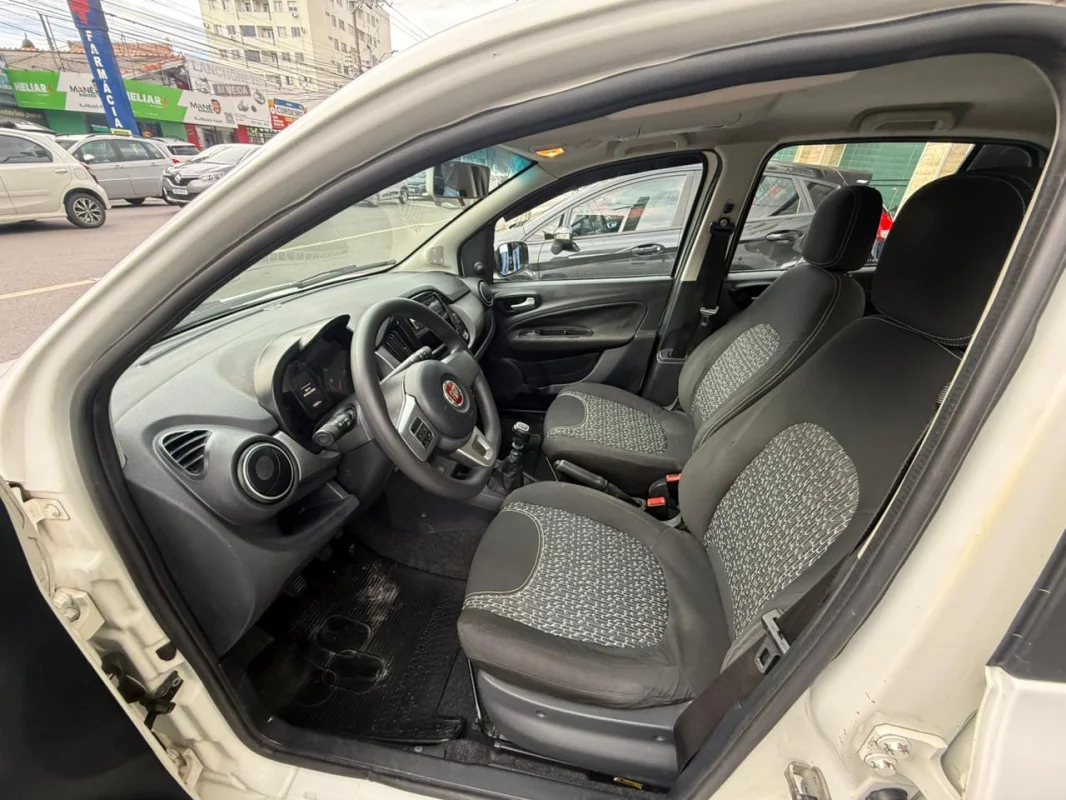 Uno evolution 1.4 completo manual 2015 - Imagem 10