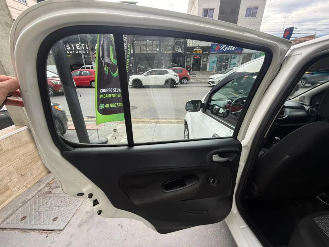 Uno evolution 1.4 completo manual 2015 - Imagem 12