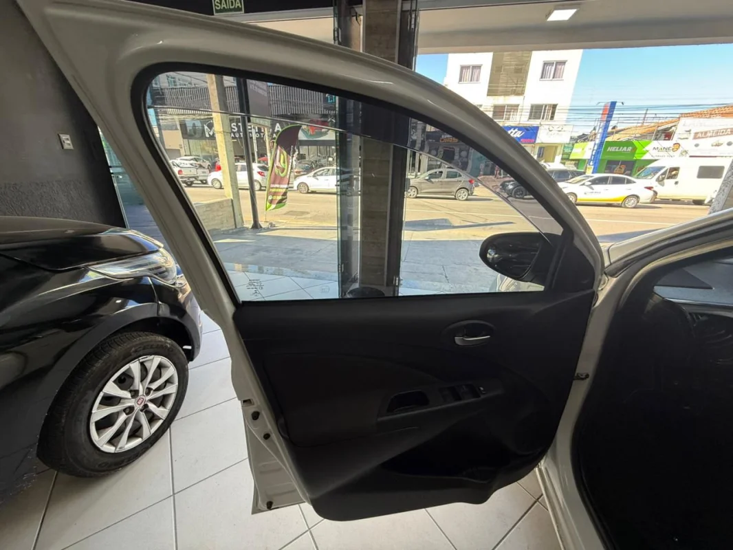 Etios x Sedan 1.5 completo manual GNV 2019 - Imagem 14