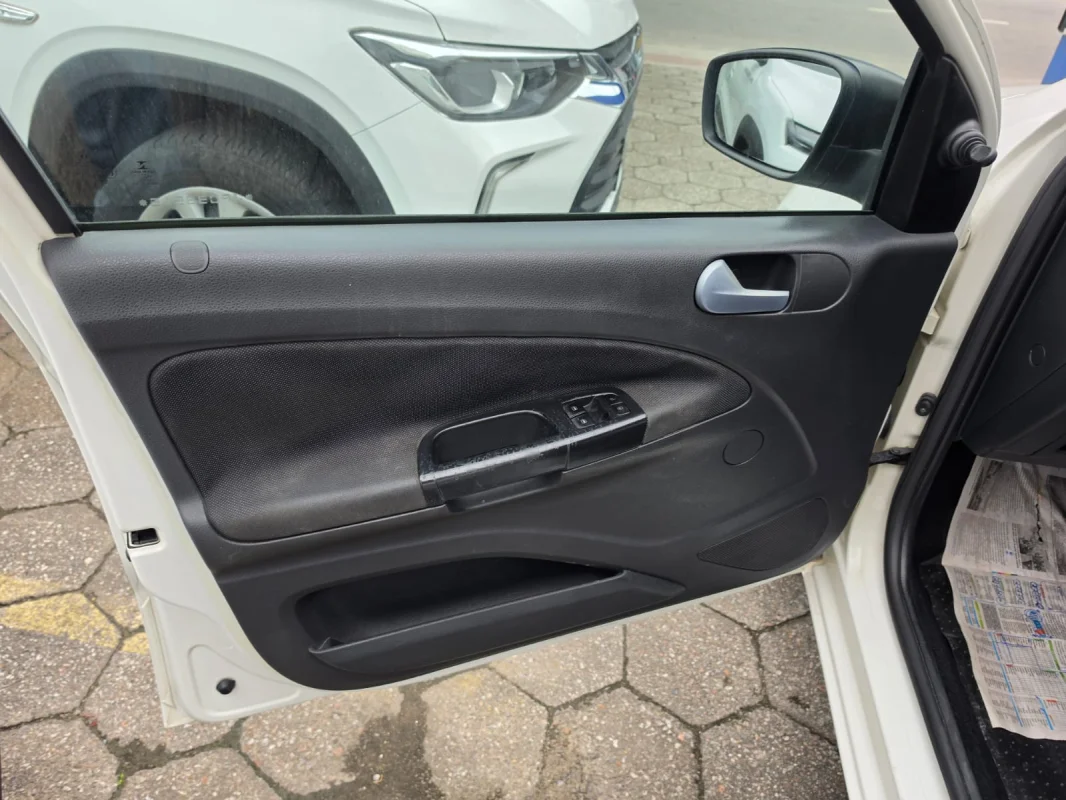 Gol Trend. 1.0 Completo 2018 - Imagem 14