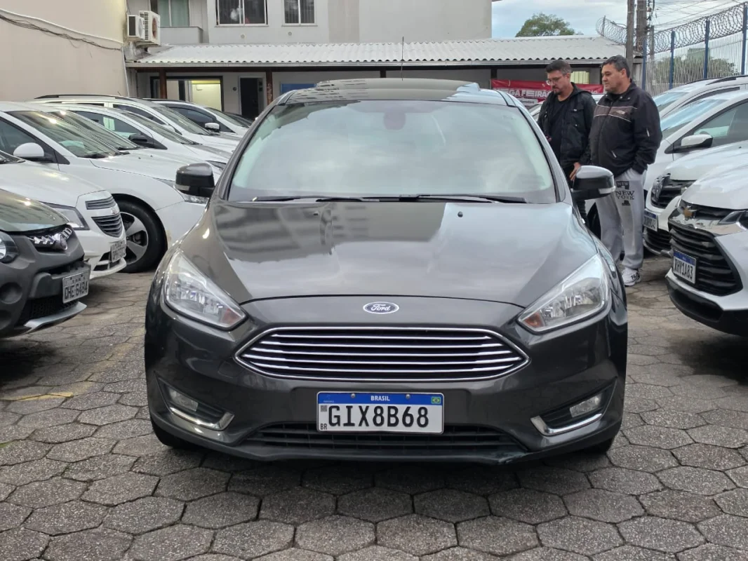 Focus Titanium 2.0 Aut. Completo 2018 - Imagem 2
