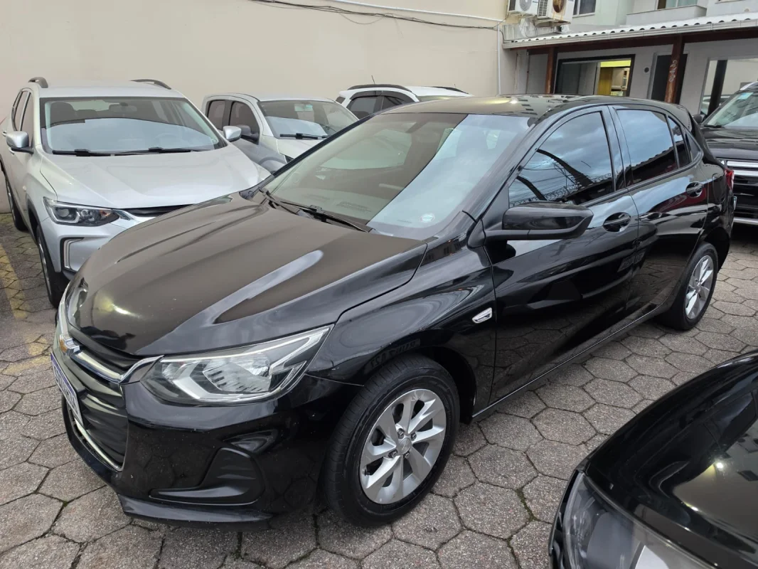 ONIX 1.0 TURBO AUTOMÁTICO LT 2023 - Imagem 4