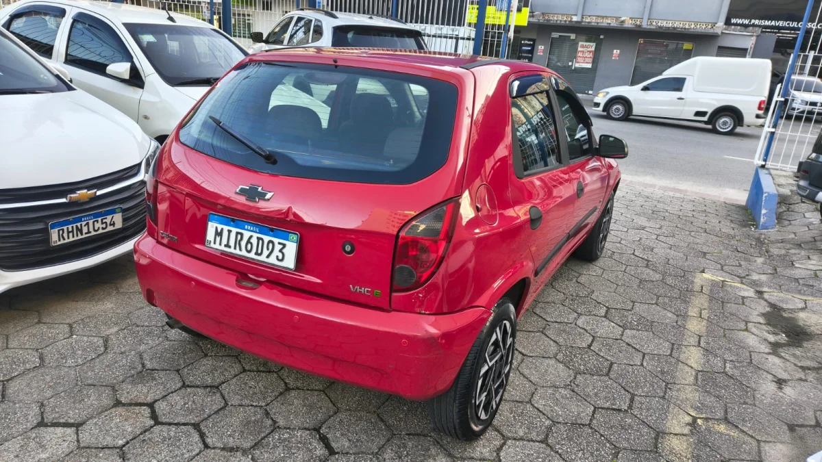Celta LS 1.0 com vidro elétrico 2012 - Imagem 10