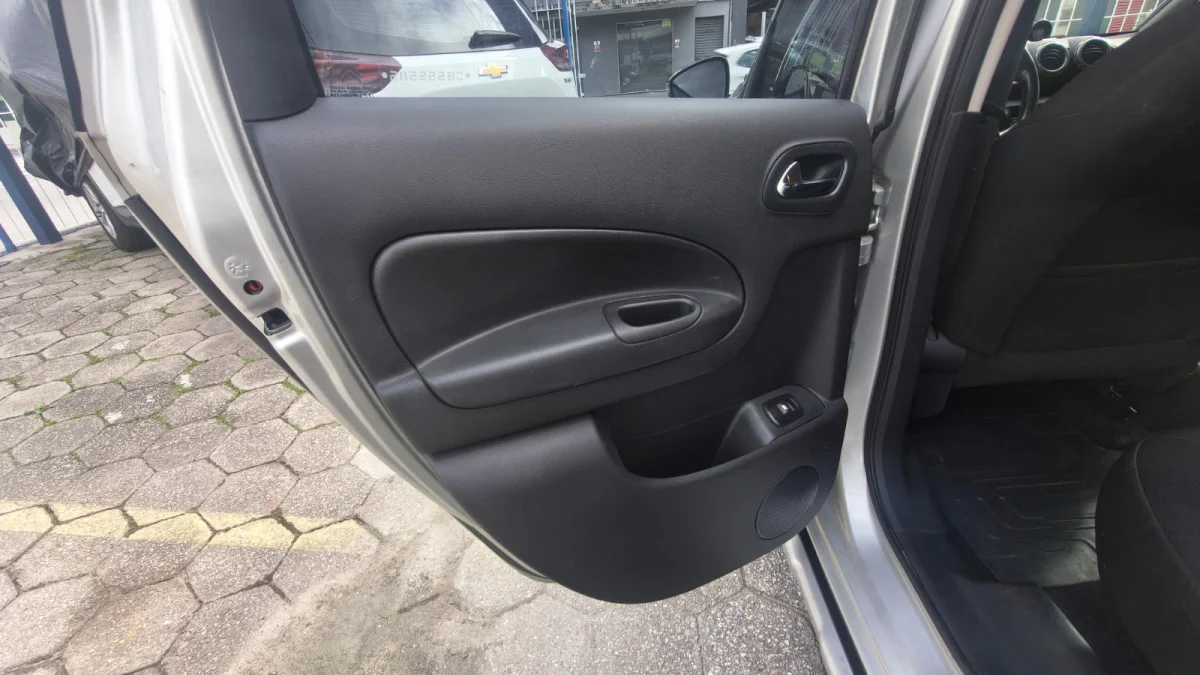 Aircross GLX 1.6 completo manual 2013 - Imagem 9
