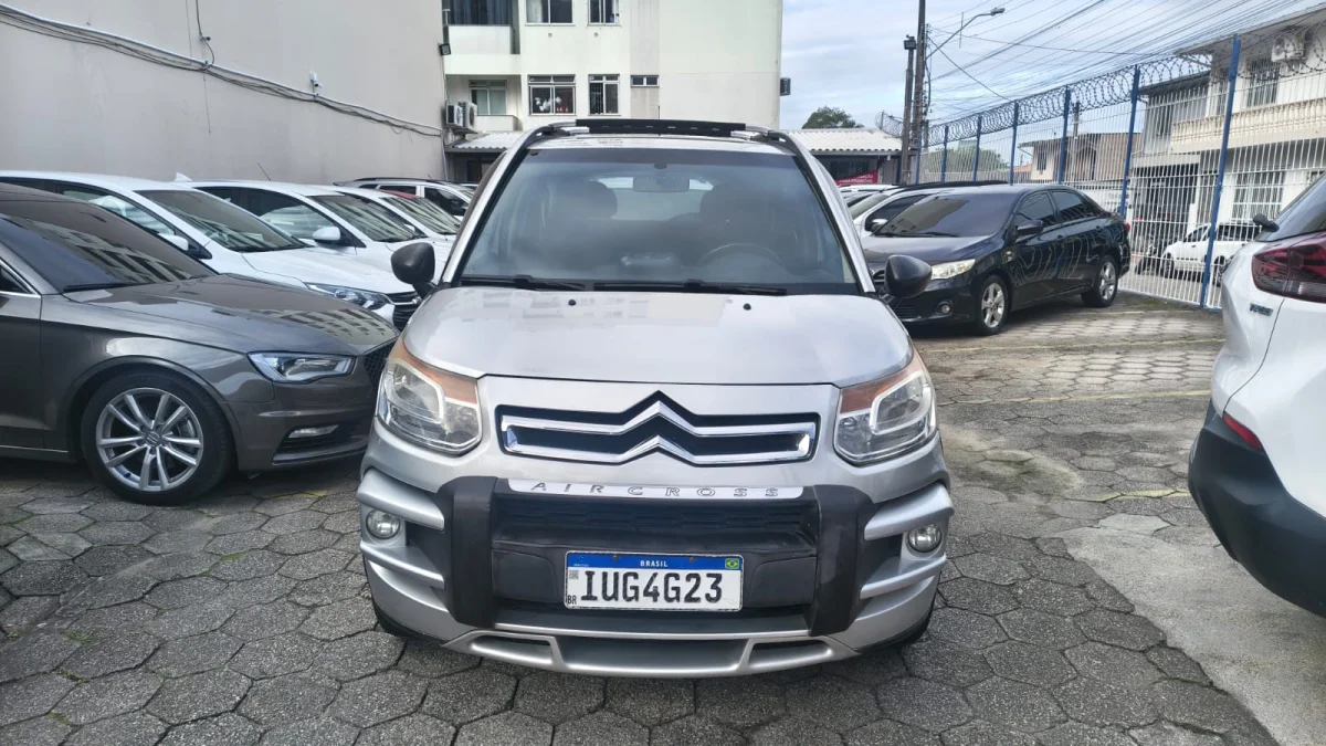 Aircross GLX 1.6 completo manual 2013 - Imagem 12