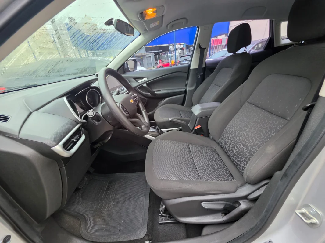 TRACKER LT TURBO 1.0 AUTOMÁTICO 2023 - Imagem 9