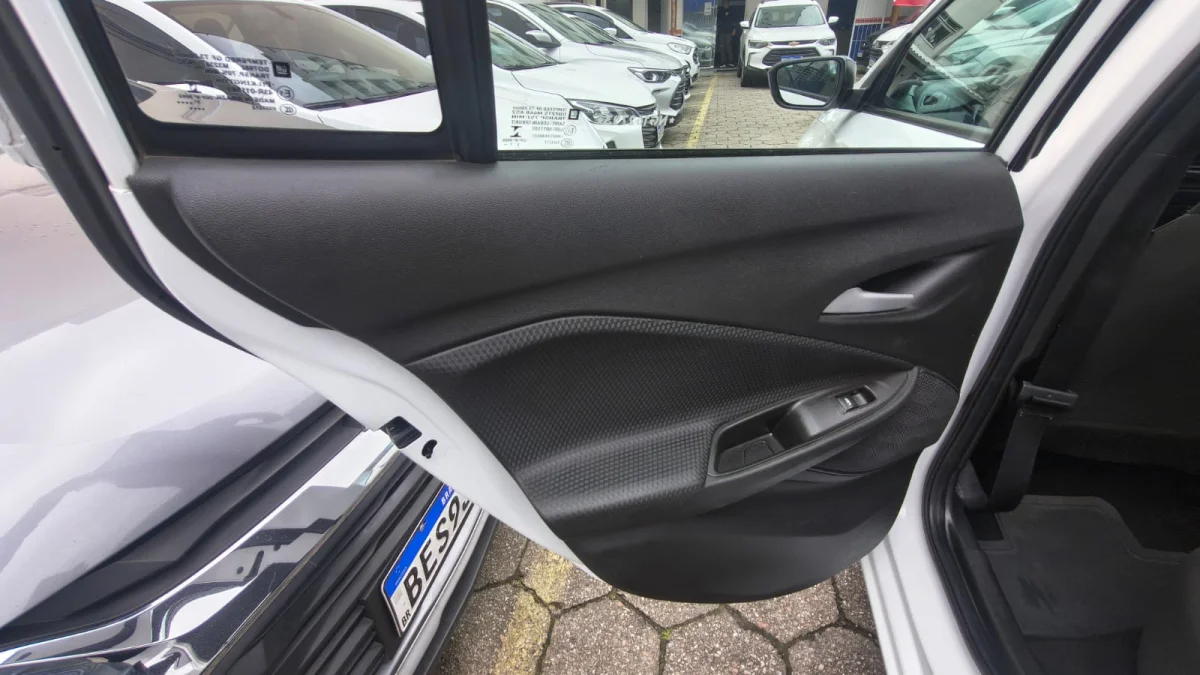 ONIX HATCH LT2 1.0 12V FLEX 2022  - Imagem 14