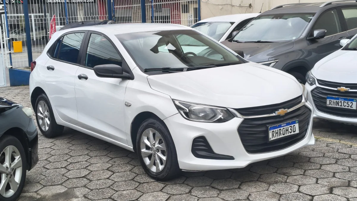ONIX HATCH LT2 1.0 12V FLEX 2022 