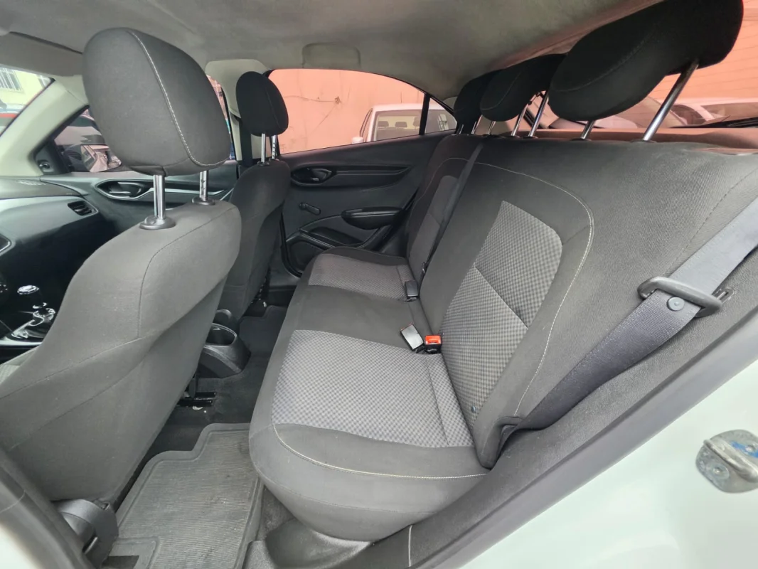 ONIX HATCH Joy 1.0 8V Flex 5p Mecânico 2020 - Imagem 8