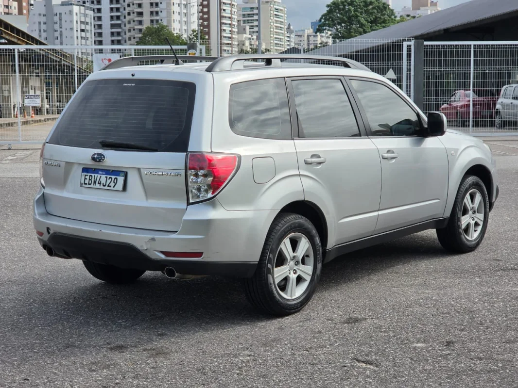 Forester 2.0 LX Completa 2010 - Imagem 3