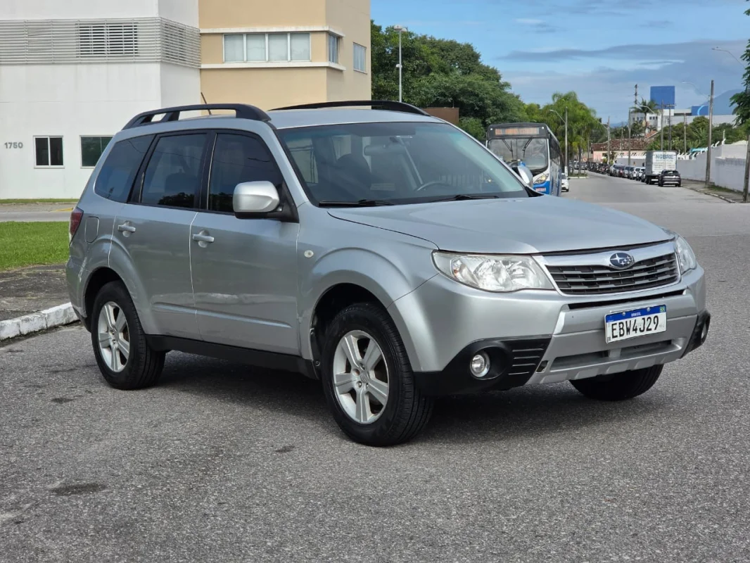 Forester 2.0 LX Completa 2010