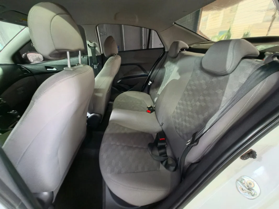 HB20S 1.6 Automático COMFORT 2017 - Imagem 8