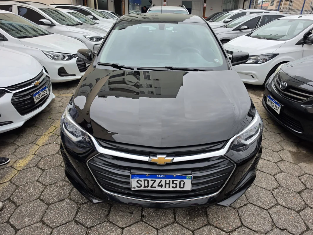 ONIX HATCH LT2 1.0 12V Flex 5p Mecânico 2023 - Imagem 2