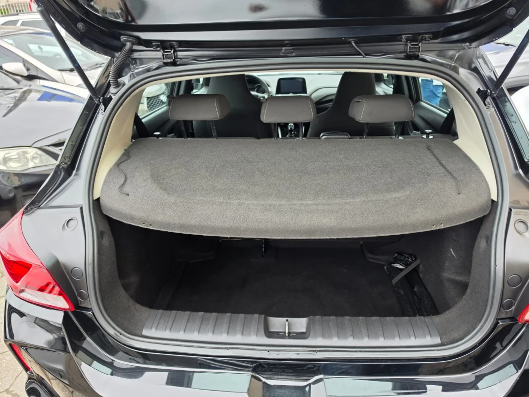 ONIX HATCH LT2 1.0 12V Flex 5p Mecânico 2023 - Imagem 11