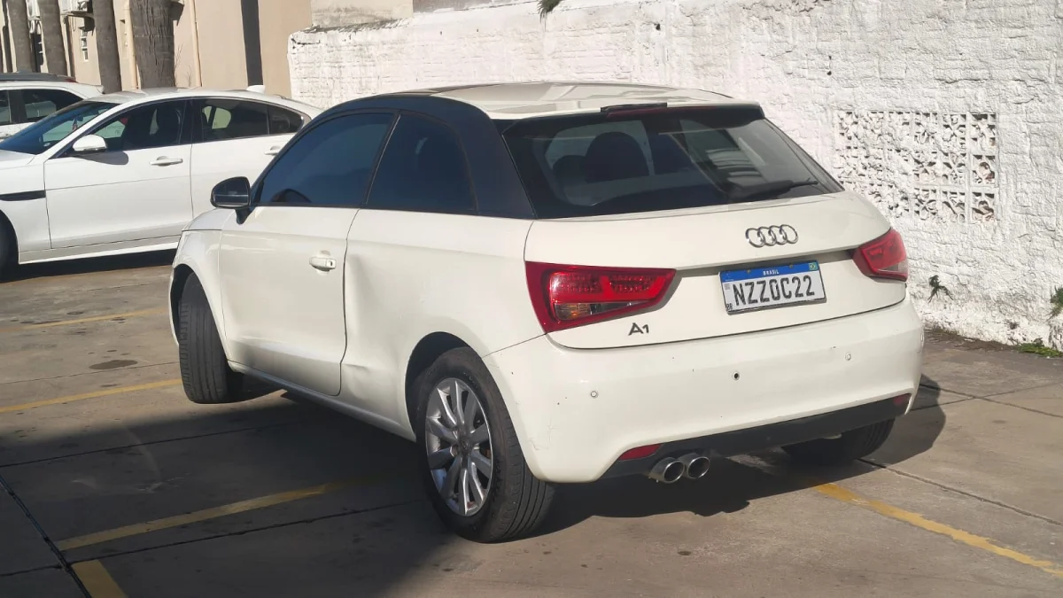 A1 Sport 1.4 TFSI COMPLETO AUTOMÁTICO 2P C/ TETO SOLAR 2012 - Imagem 3