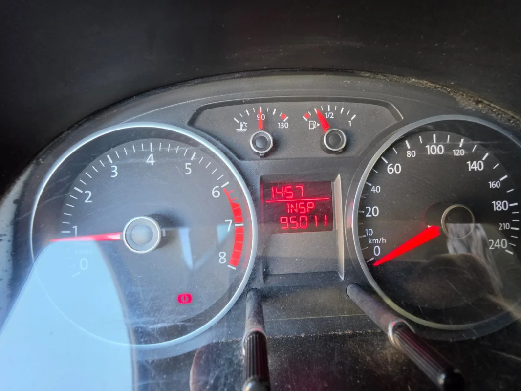 Saveiro Robust 1.6 Total Flex 8V completa 2018 - Imagem 8