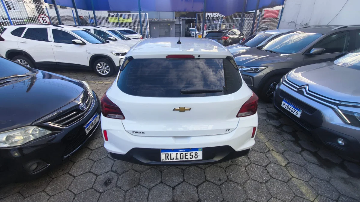 ONIX HATCH LT1 1.0 12V FLEX 2021 - Imagem 6
